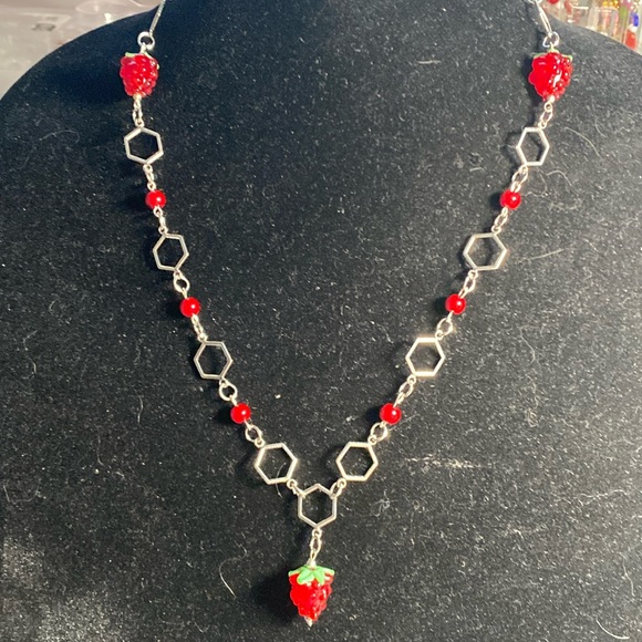 Handcrafted 22” LampWork Berry Necklace - Picture 1 of 3